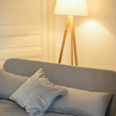 Equipe Au Centre De Appartement *