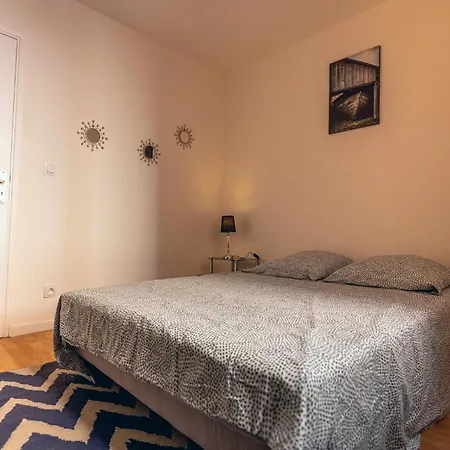 Equipe Au Centre De Appartement Béziers