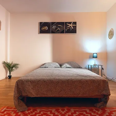 Appartement Equipe Au Centre De