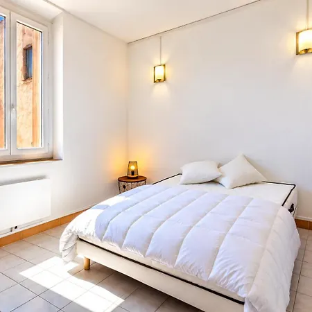 Equipe Au Centre De Appartement Béziers